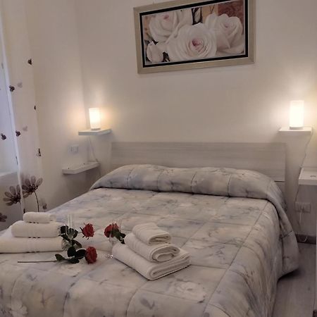 ラ・スペツィアCasa Vacanze Andrea La Tua Base Per Visitare Il Mare Delle Cinque Terreアパートメント エクステリア 写真